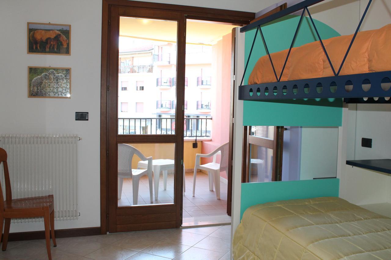 Isola Del Sole Apartment Grado Exterior photo